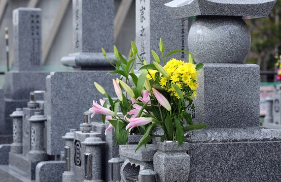 49日法要のお供え物｜失礼にならない選び方・相場・のし完全ガイド